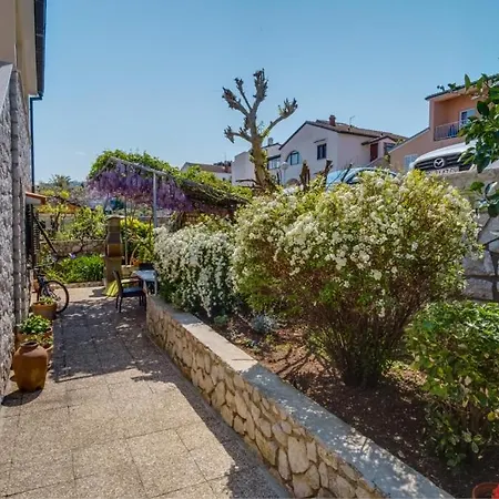 In With Terrace, Air Condition, Wifi, Dishwasher *