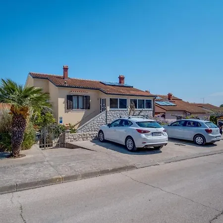 In With Terrace, Air Condition, Wifi, Dishwasher Apartamento