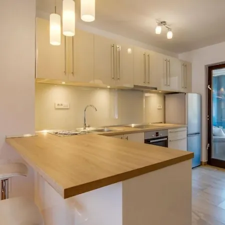 Apartament In With Terrace, Air Condition, Wifi, Dishwasher Mali Lošinj